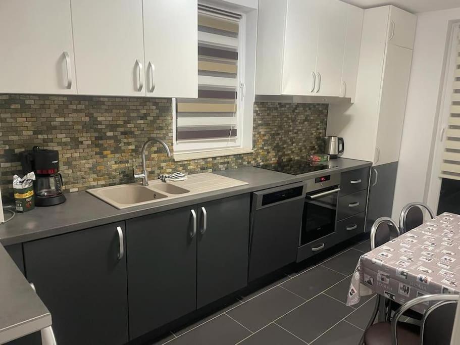 Apartament Cluj Floreşti Zewnętrze zdjęcie